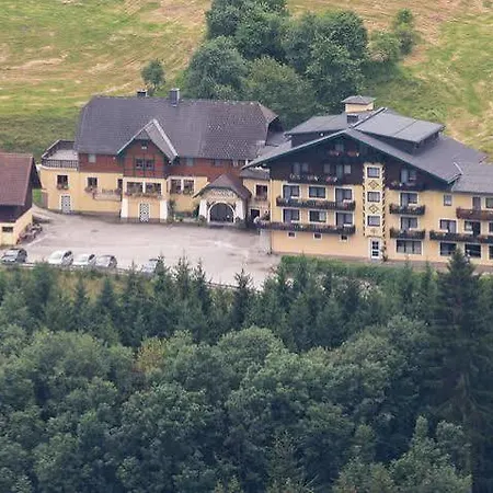 Hotel Starchlhof 3*